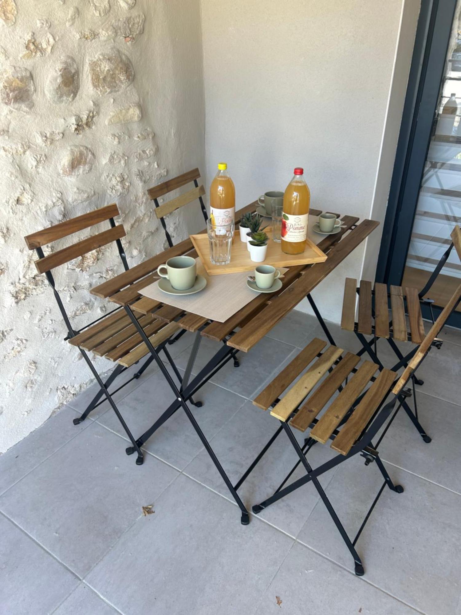 Cocon Chaleureux Au Coeur De Mirepoix Apartment เมียร์พัวซ์ ภายนอก รูปภาพ